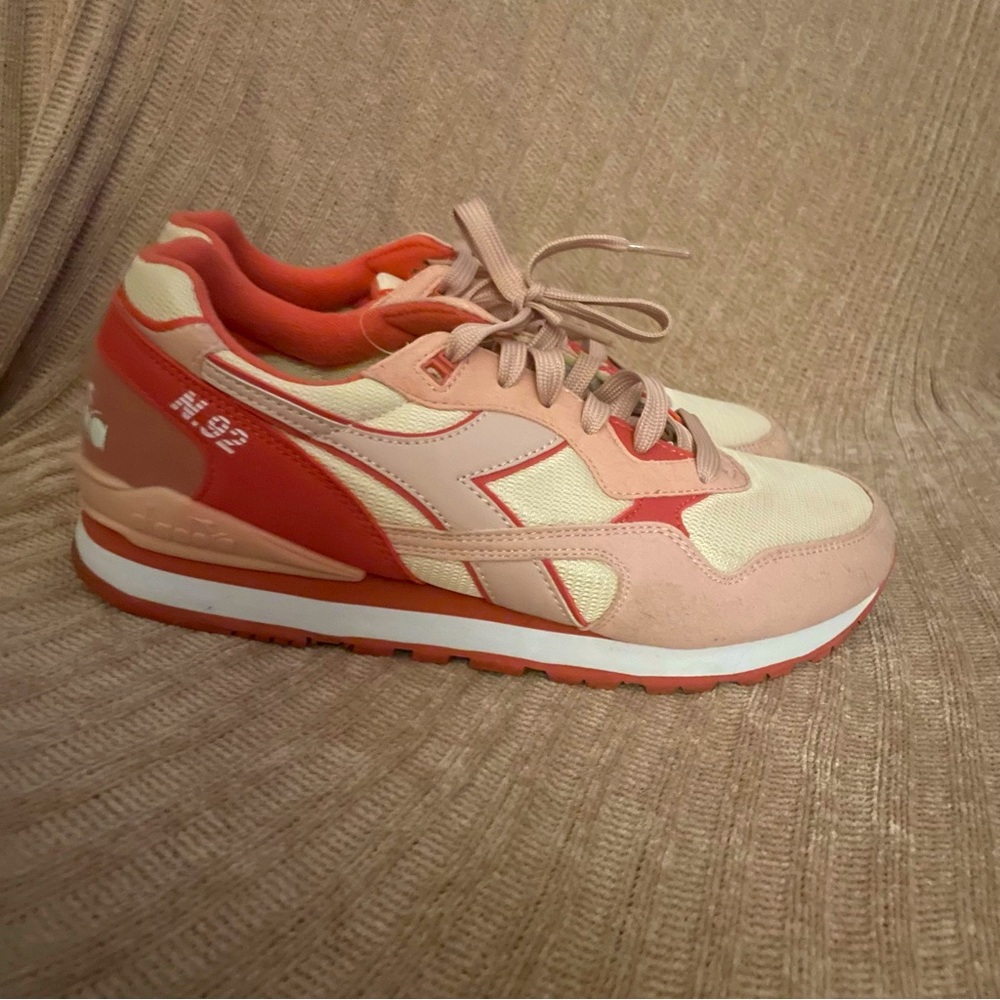 Diadora N92 Pink Sneakers